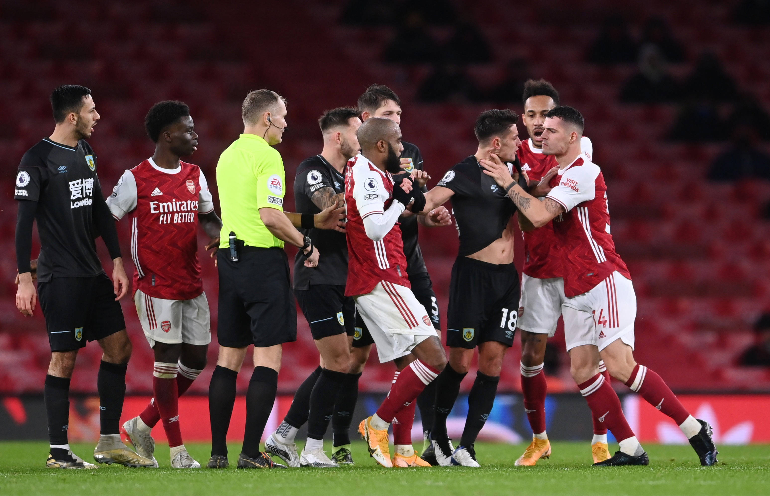 场决定换上 场决定换上